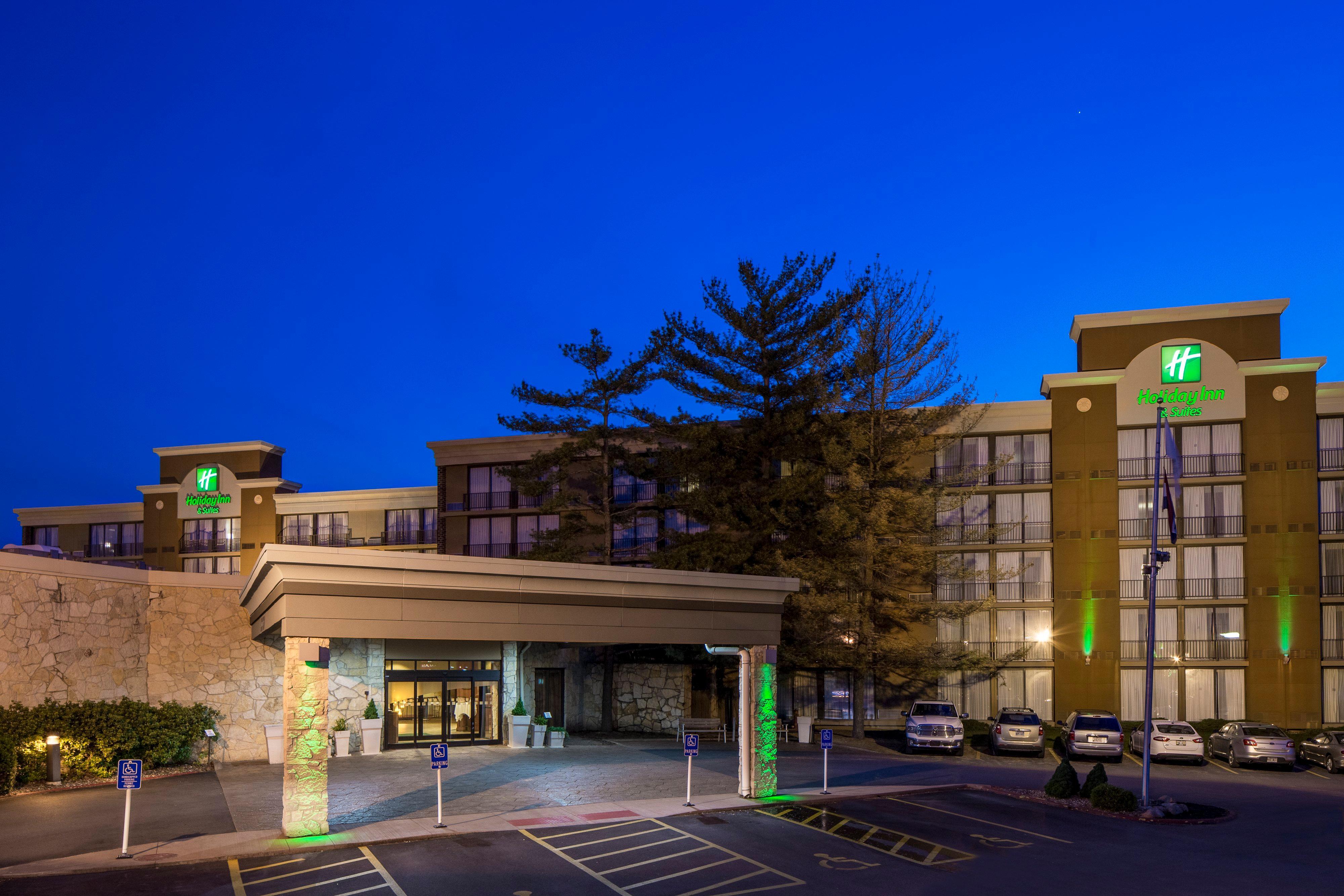 Holiday Inn Hotel & Suites Des Moines-Northwest, An Ihg Hotel Urbandale Exterior photo